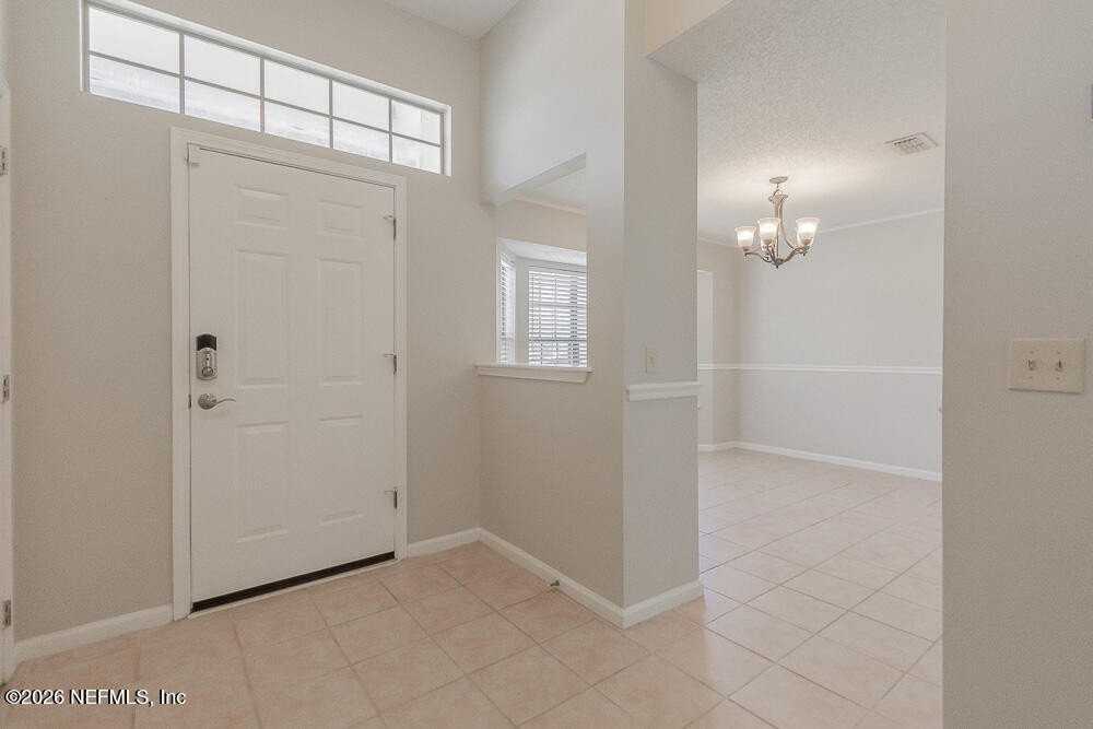 1784 Chandelier Cir W - Photo 4 of 37