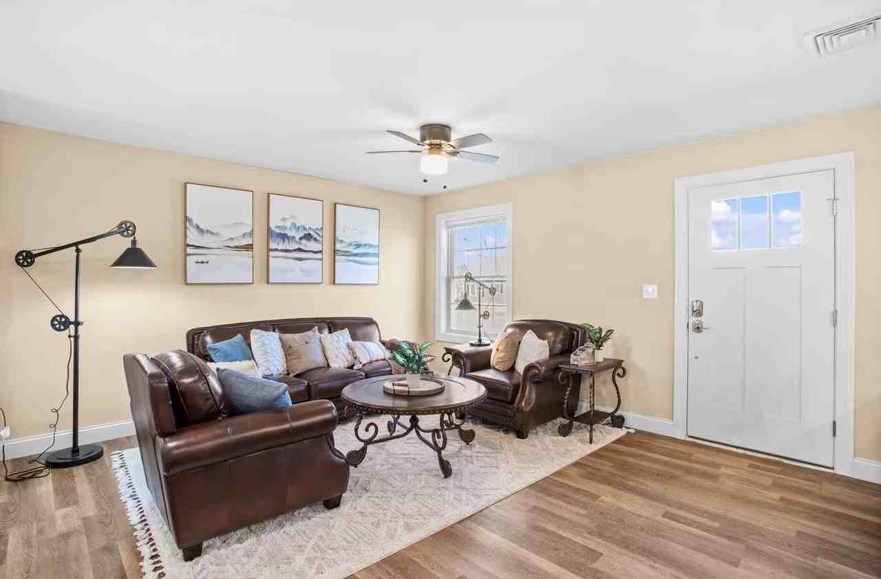 5 Hickory Court #5HC - Photo 6 of 14