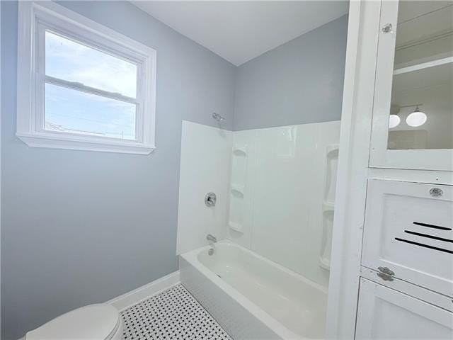 509 Leboeuf St - Photo 3 of 12