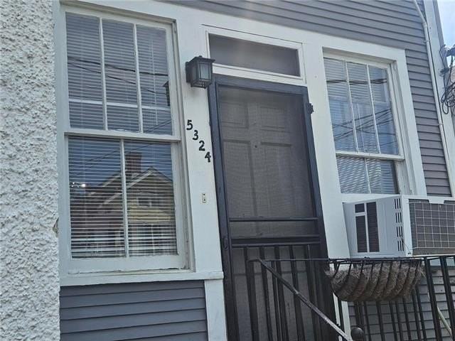 5324 Prytania St - Photo 2 of 9
