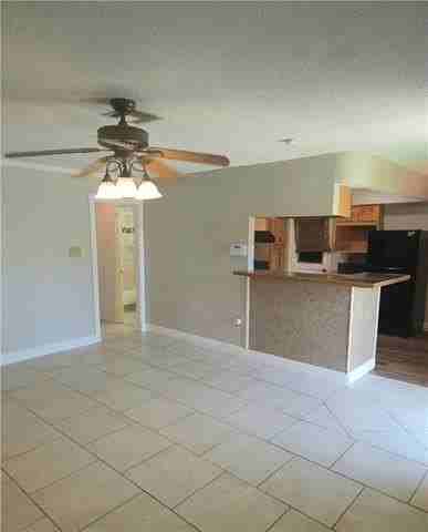 100 Jasmine Ln - Photo 4 of 15