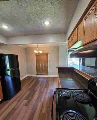 100 Jasmine Ln - Photo 5 of 15