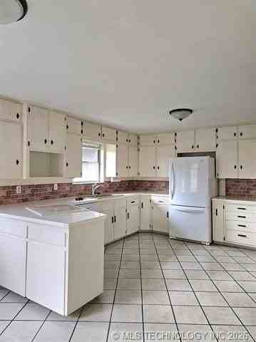 5125 S Atlanta Pl - Photo 6 of 14
