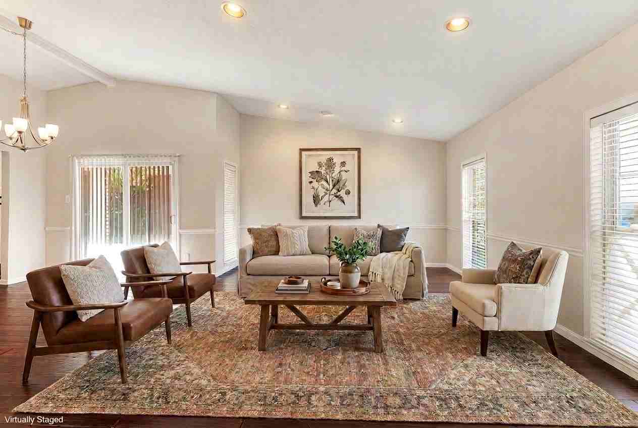 925 Lombardy Dr - Photo 3 of 30