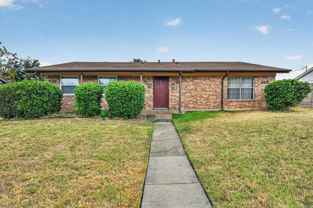 305 Cliff Dr - Photo 1 of 1