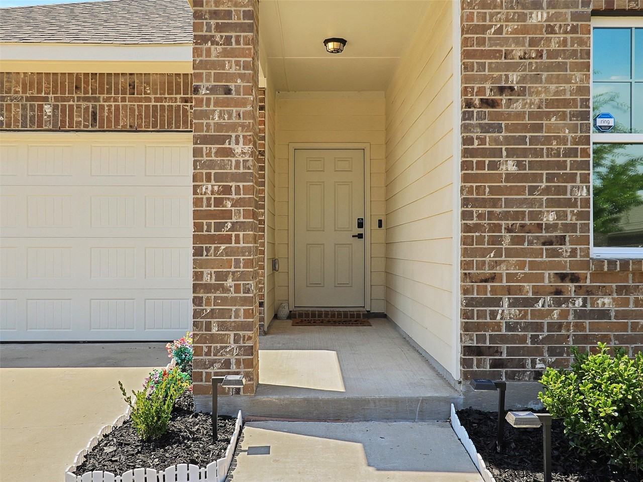 775 Camden Dr - Photo 2 of 29