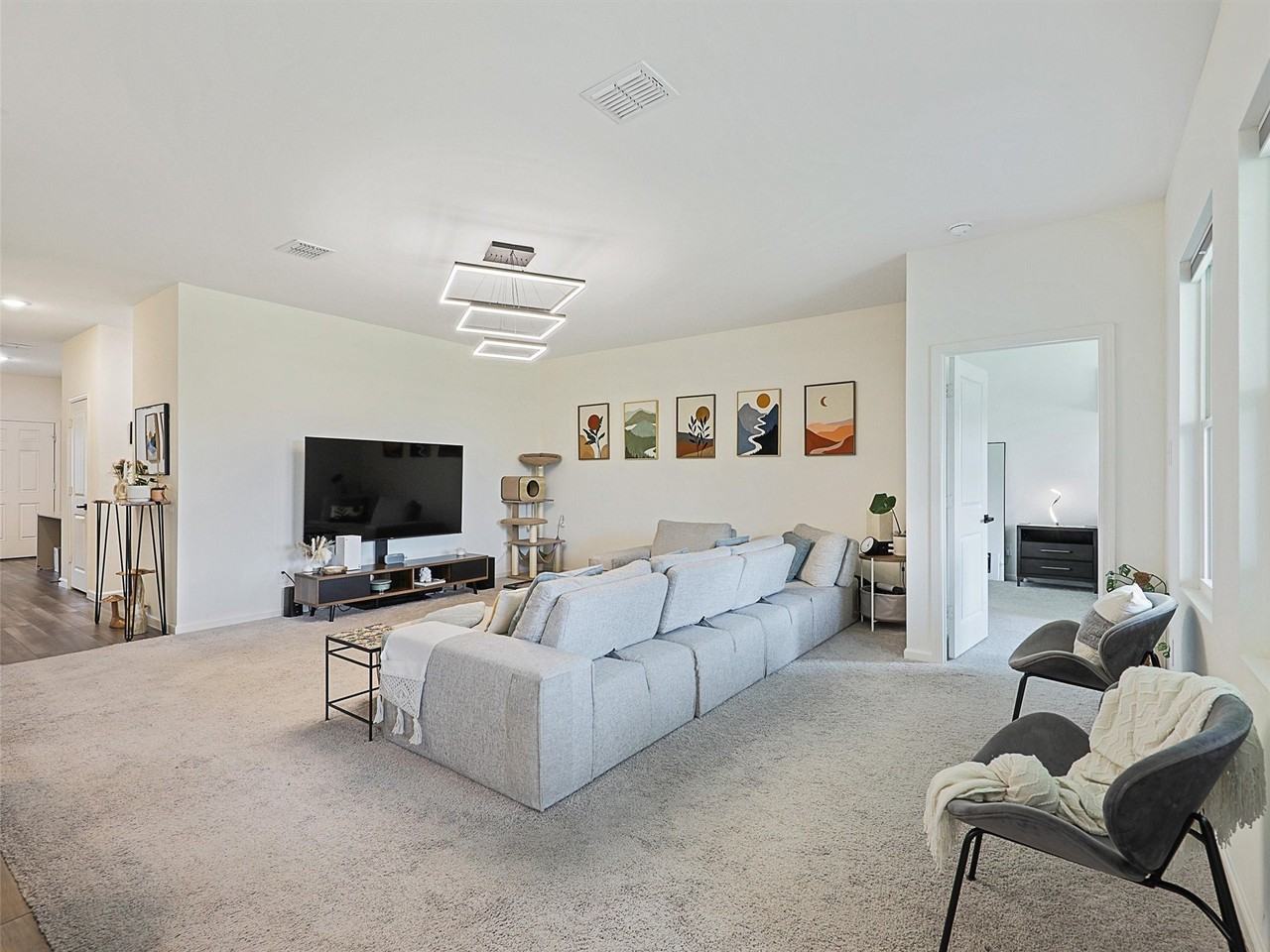 775 Camden Dr - Photo 4 of 29