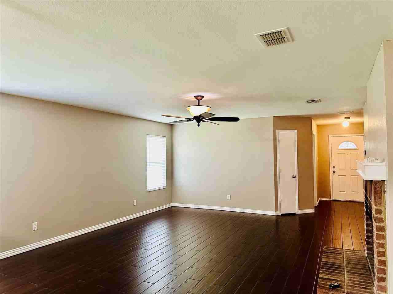 8021 Stowe Springs Ln - Photo 2 of 12