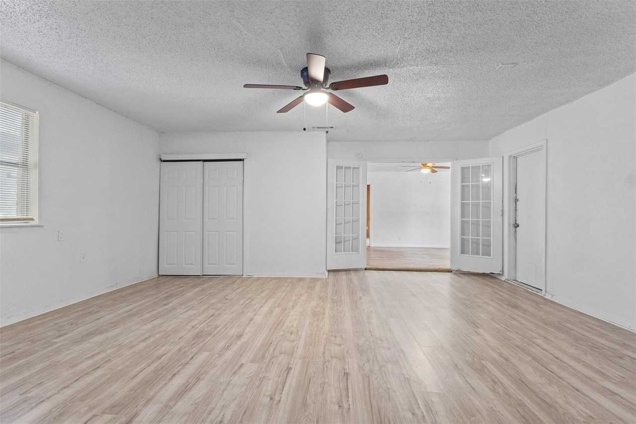 8923 Jennie Lee Ln - Photo 6 of 16