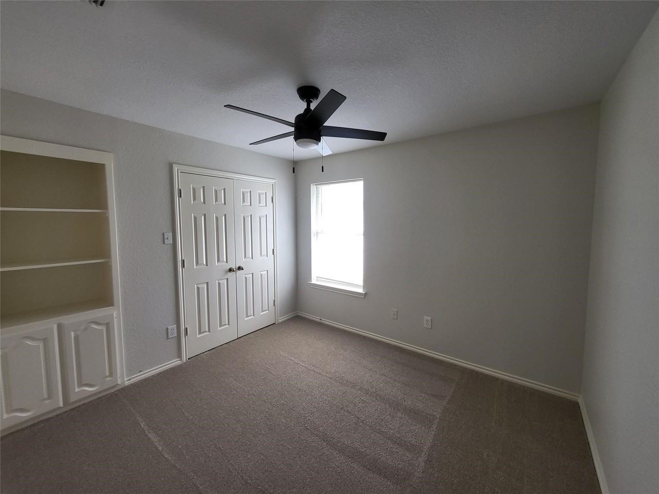 1109 Westgrove Dr - Photo 7 of 12