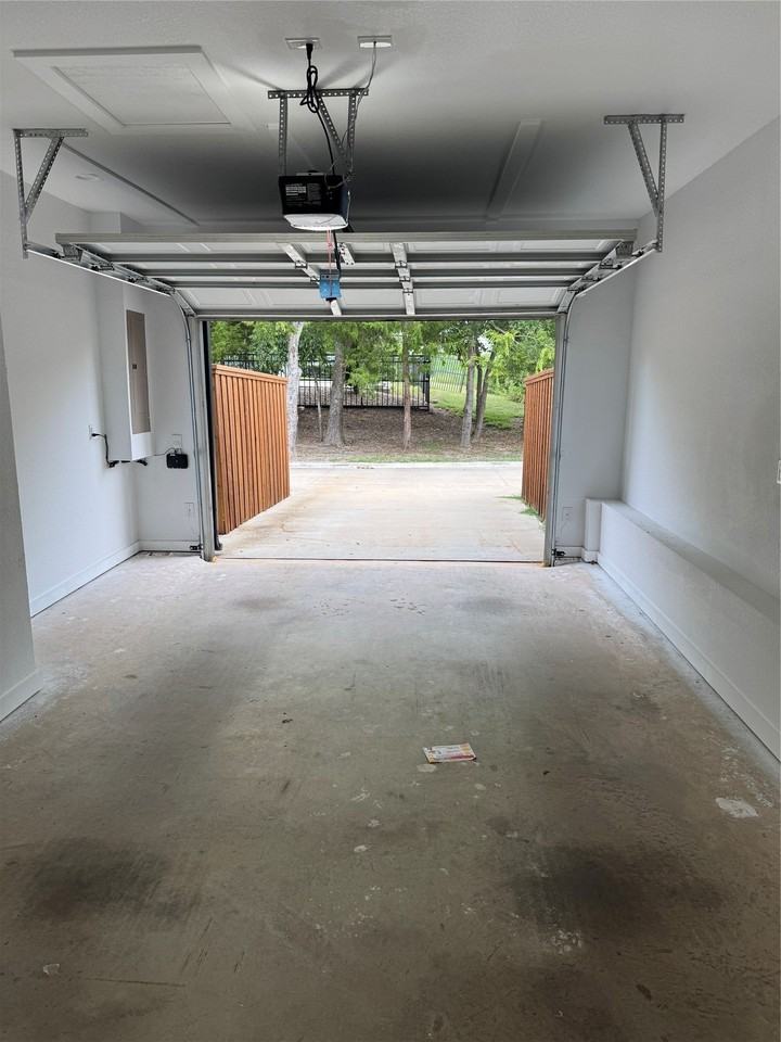 1625 Cleaver St - Photo 6 of 19