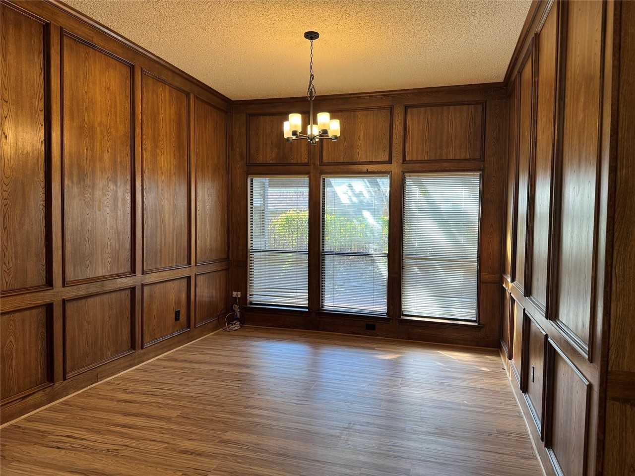 2414 Valley Frg - Photo 6 of 13