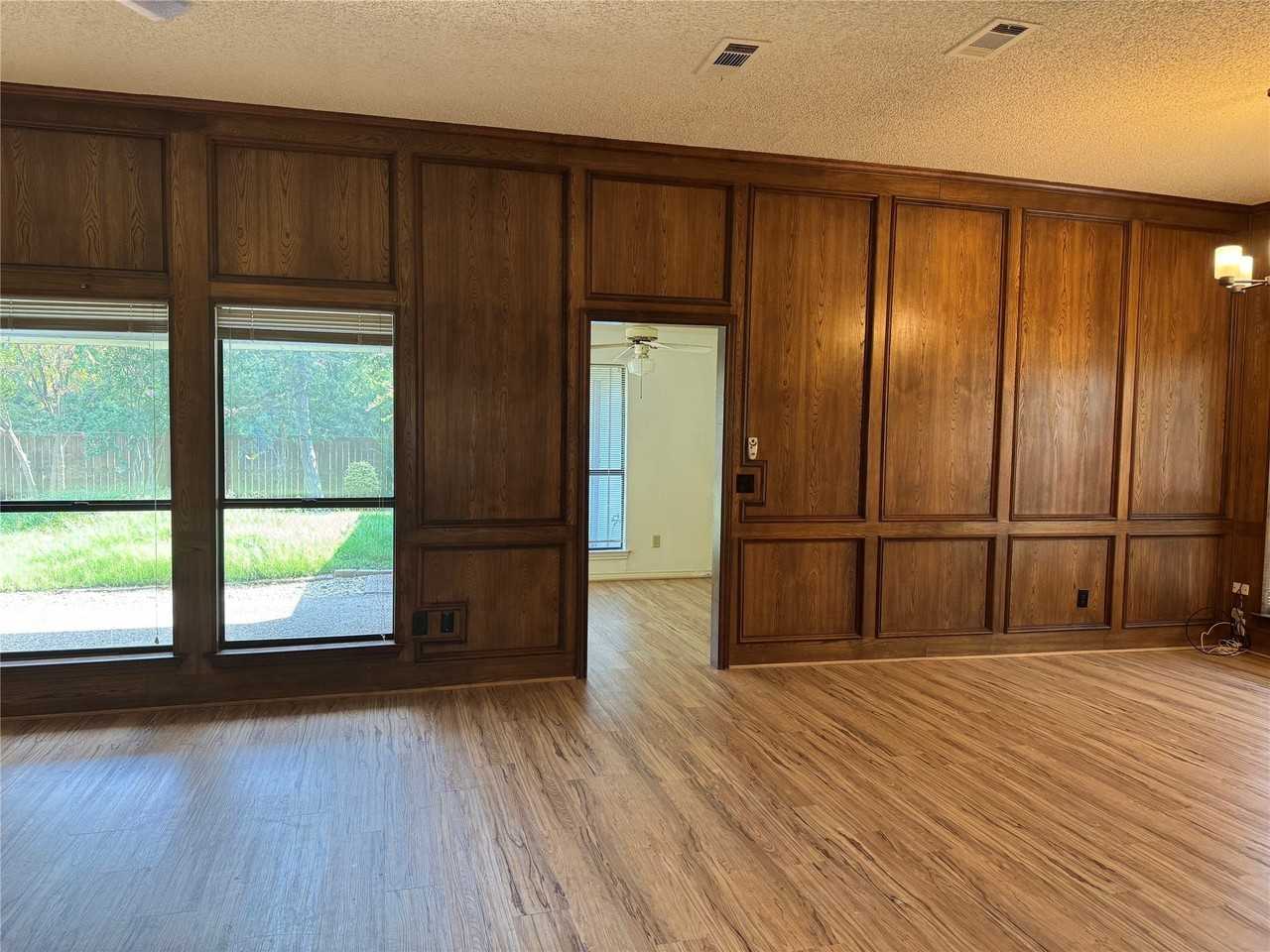 2414 Valley Frg - Photo 7 of 13