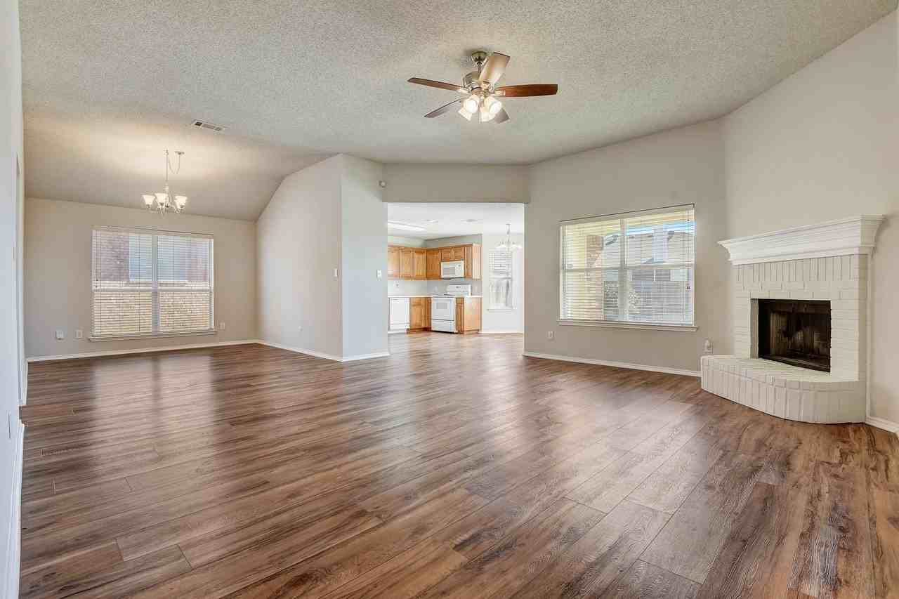 1903 Bertram Dr - Photo 3 of 30