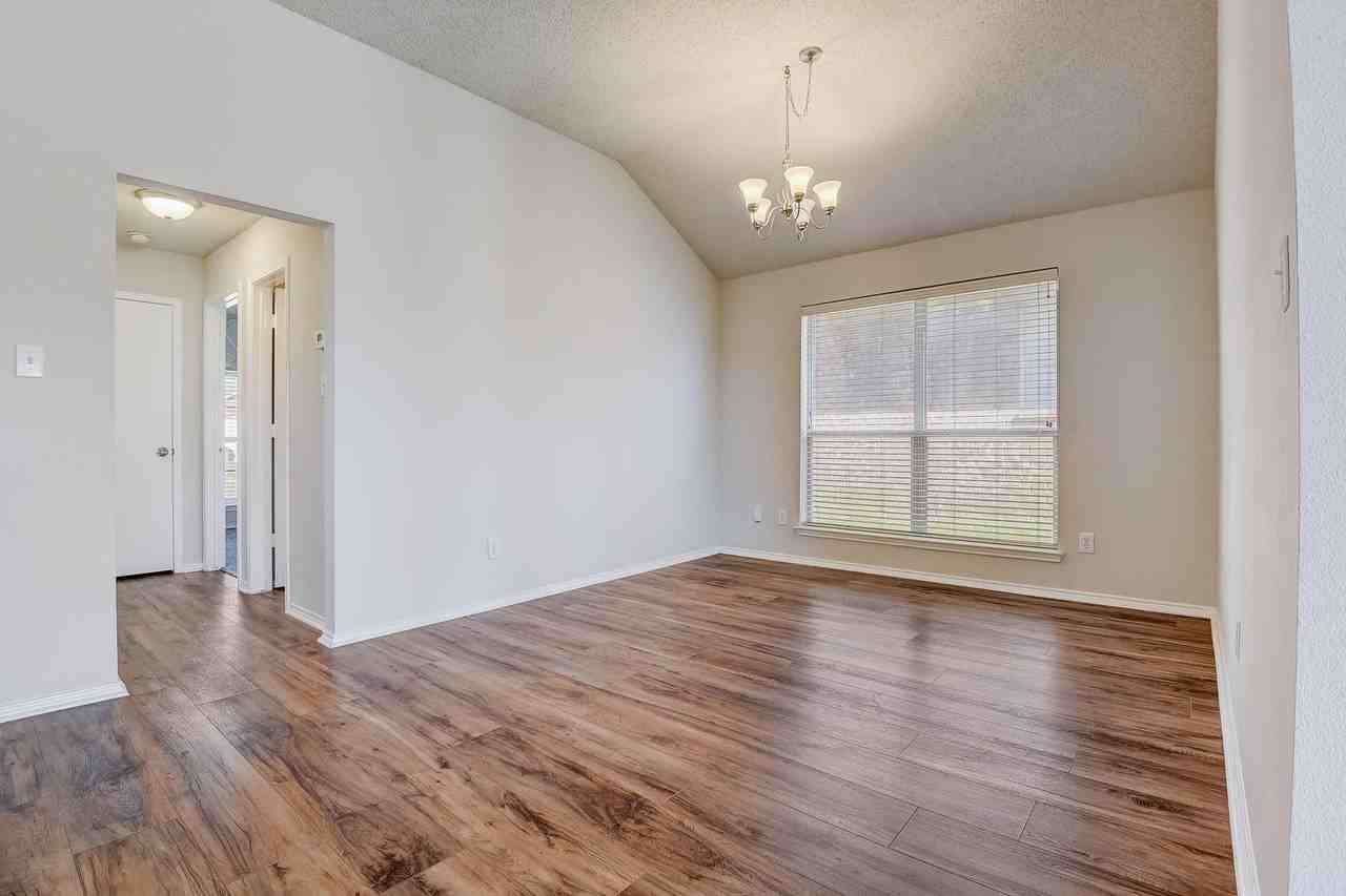 1903 Bertram Dr - Photo 6 of 30
