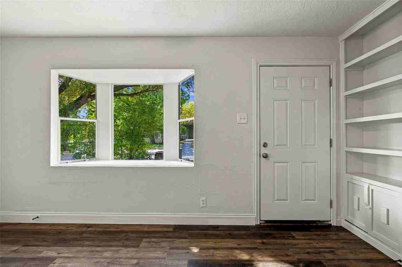 4363 Lisbon St - Photo 4 of 24
