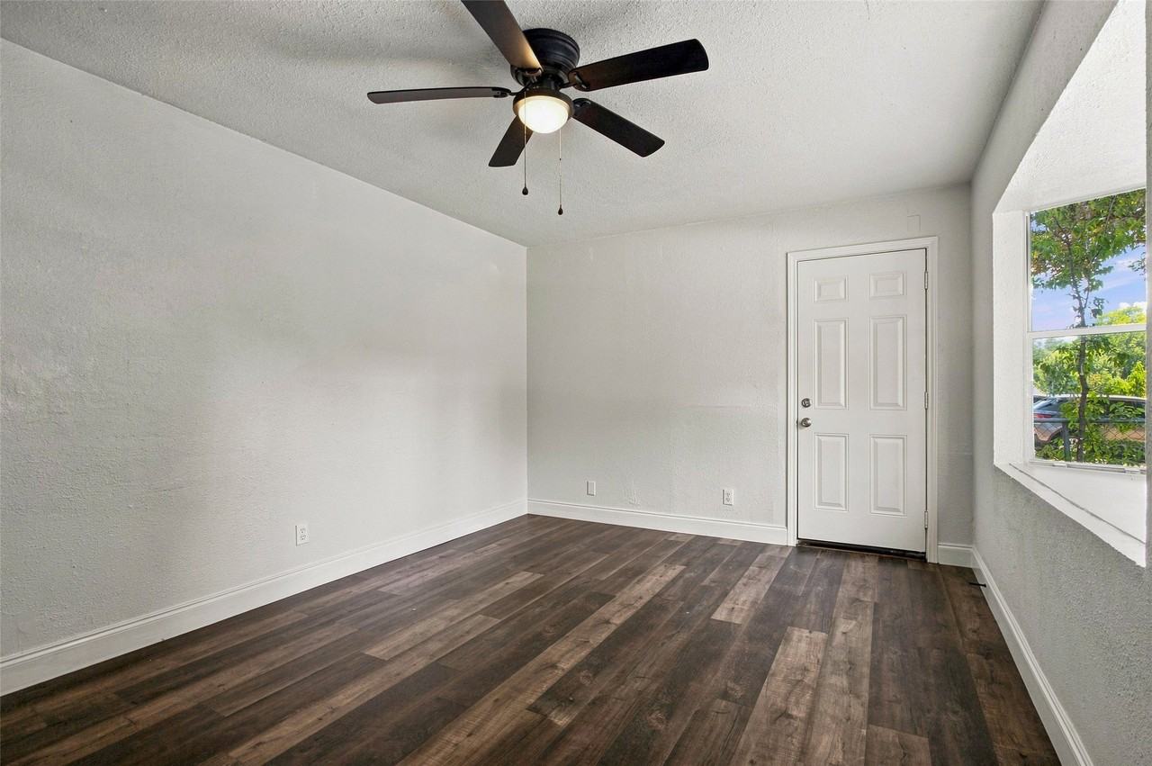 4363 Lisbon St - Photo 7 of 24
