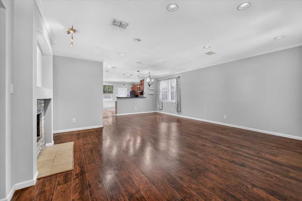 6513 Cartier Ct - Photo 5 of 21
