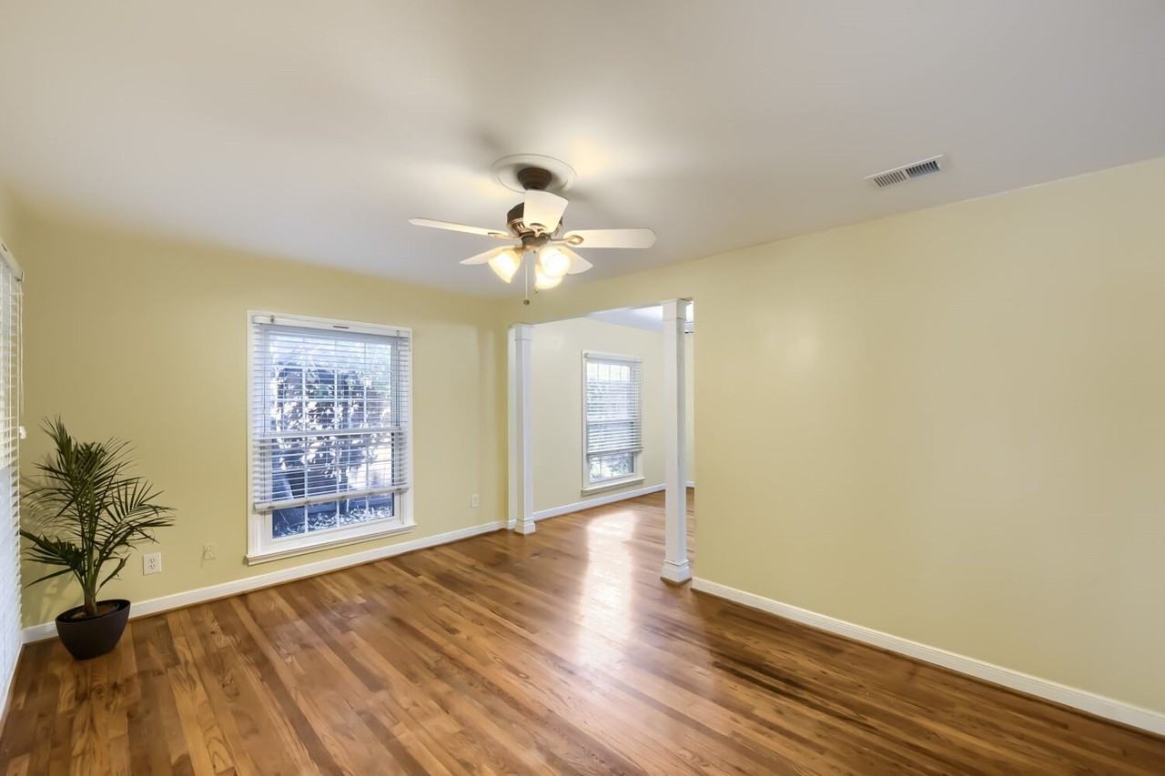 5108 Parkland Ave - Photo 5 of 17