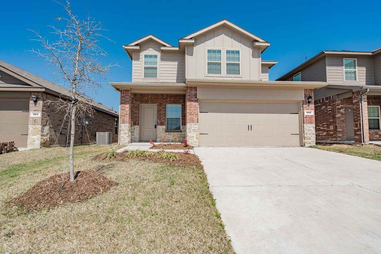 903 Shear Dr - Photo 3 of 36
