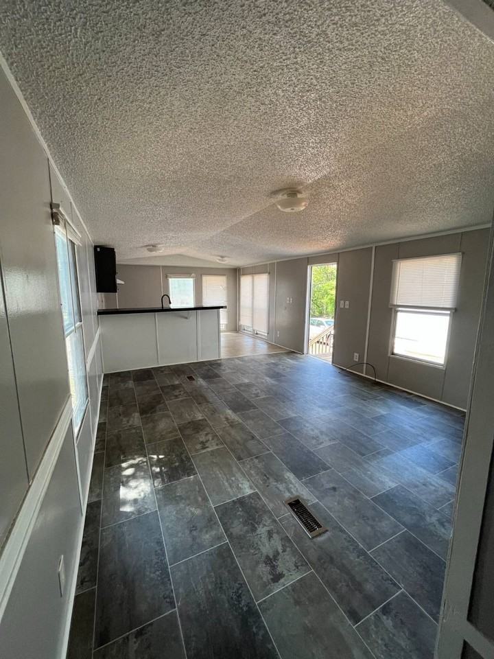 109 Embert Ln #5 - Photo 7 of 11