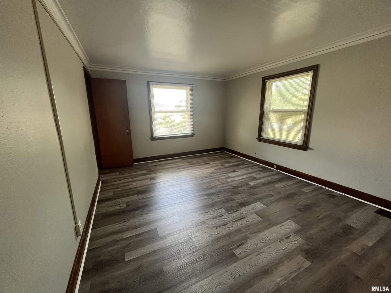 262 Johnson St #4 - Photo 5 of 13