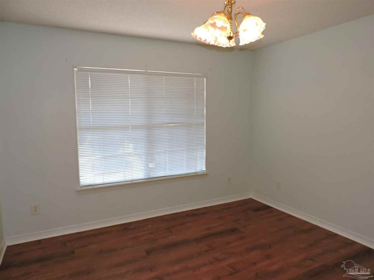 2552 Southern Oaks Dr - Photo 4 of 35