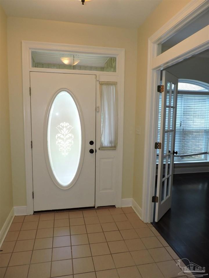 5016 Challenger Way - Photo 6 of 34