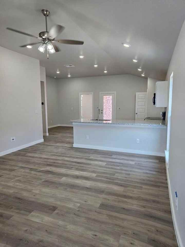 6009 Monahans Rd - Photo 2 of 13