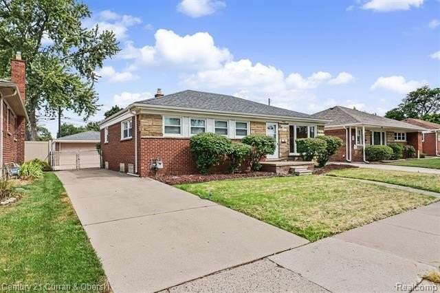 8949 Fox Ave - Photo 2 of 38