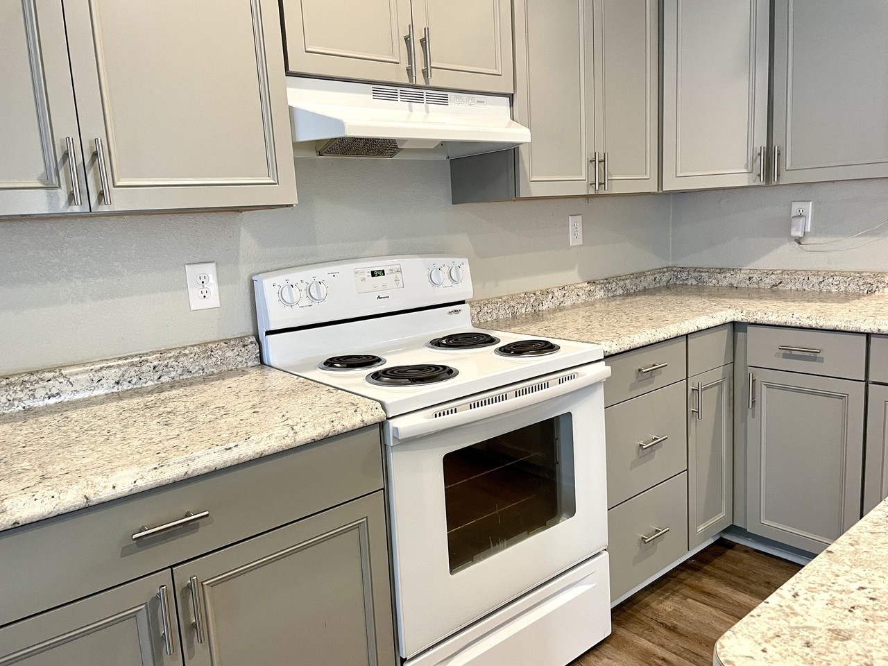 610 H St Nw #1 - Photo 2 of 34