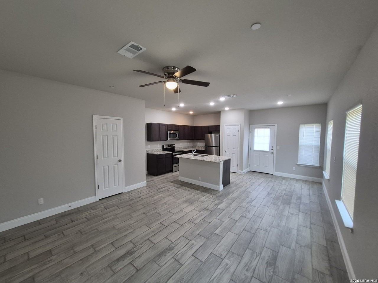 13321 Reid Mdws - Photo 3 of 24
