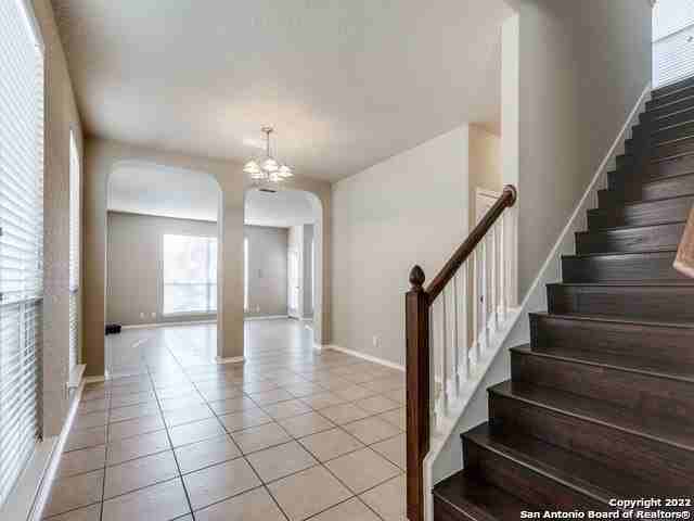 6912 Abbey Fls - Photo 3 of 23