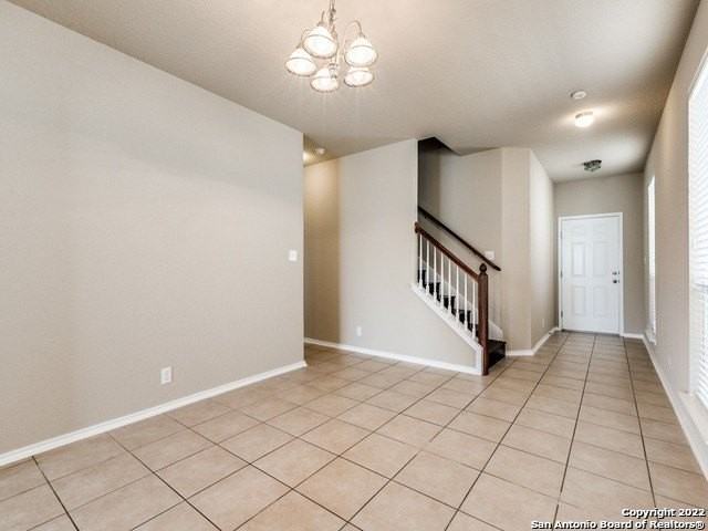 6912 Abbey Fls - Photo 4 of 23