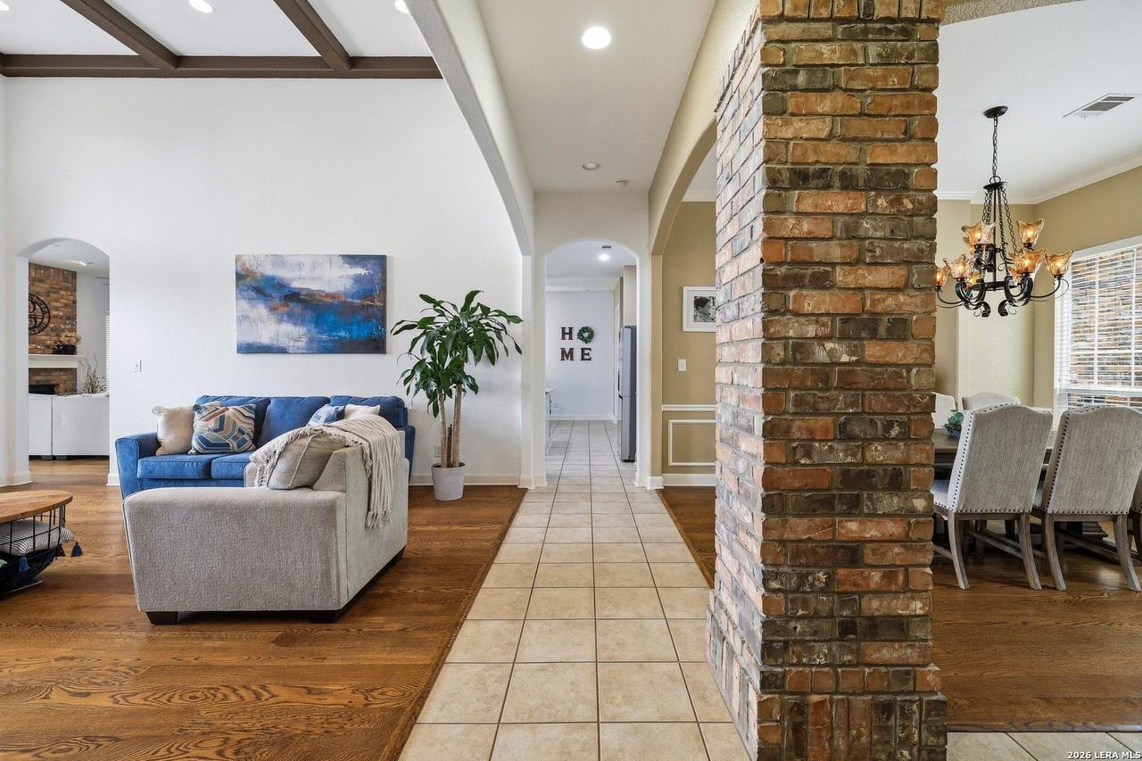 71 Sable Hts - Photo 5 of 43