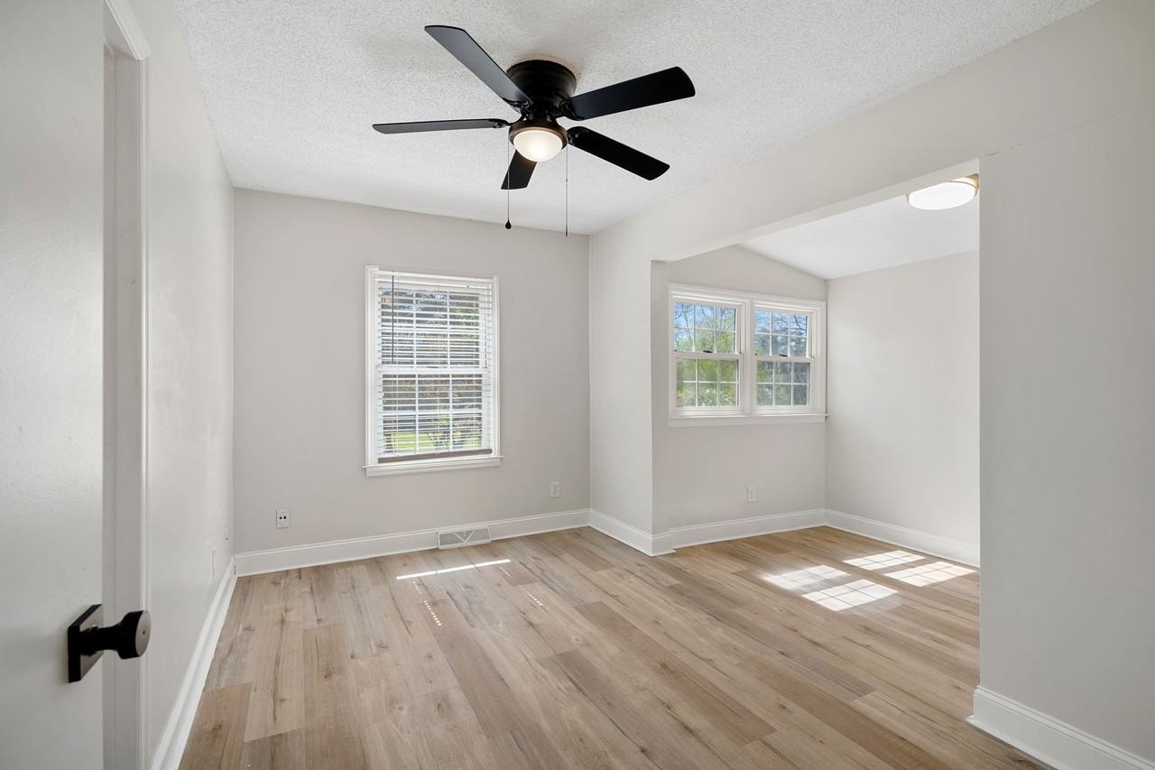 1337 N Rhyne St #1 - Photo 6 of 13