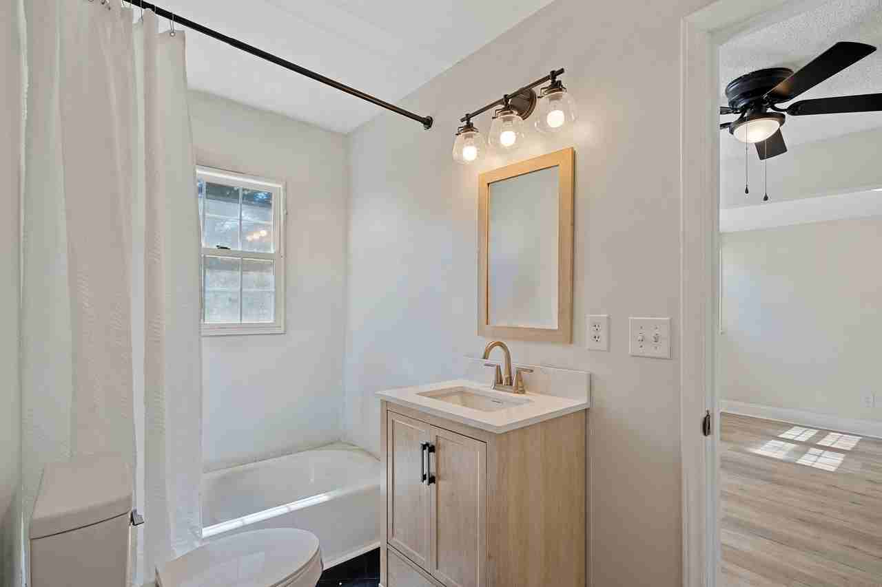 1337 N Rhyne St #1 - Photo 7 of 13