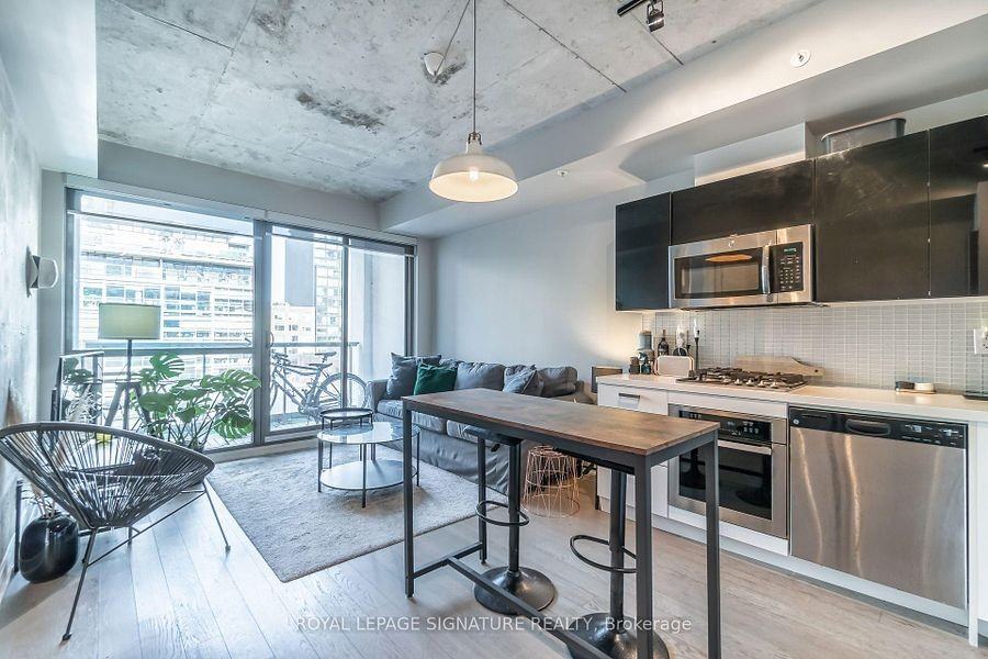 39 Brant Street #603 - Photo 2 of 22