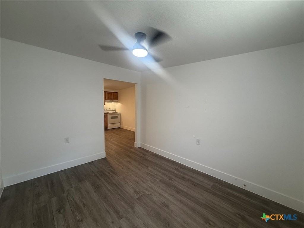 1007 Hackberry St #A - Photo 2 of 8