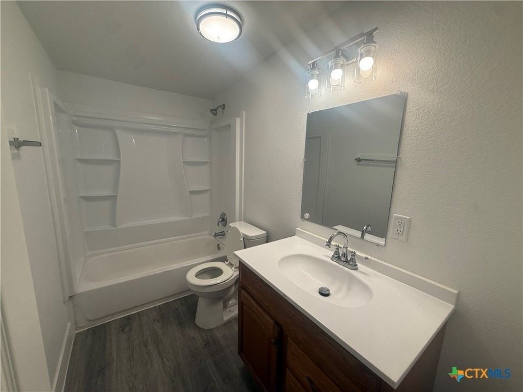 1007 Hackberry St #A - Photo 7 of 8