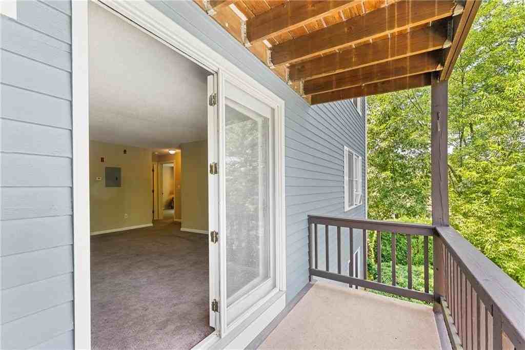 283 Privilege St #4 - Photo 3 of 20