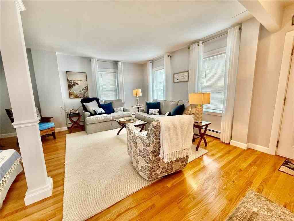 18 Carey St - Photo 4 of 28