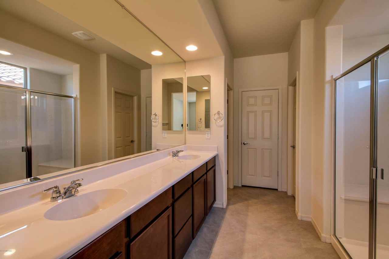11965 N Renoir Way - Photo 6 of 8