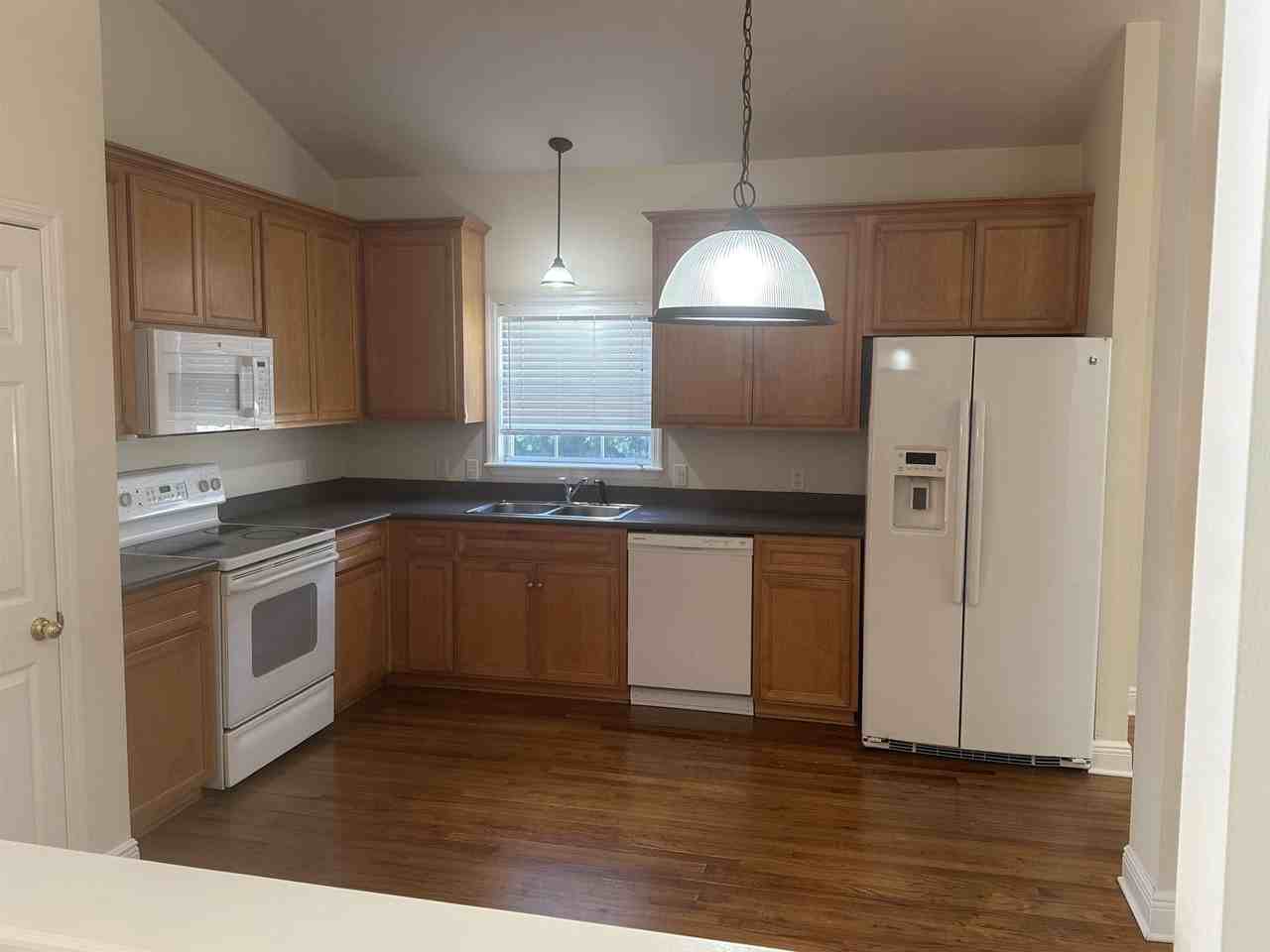 2813 Aqua Ridge Ct - Photo 5 of 14