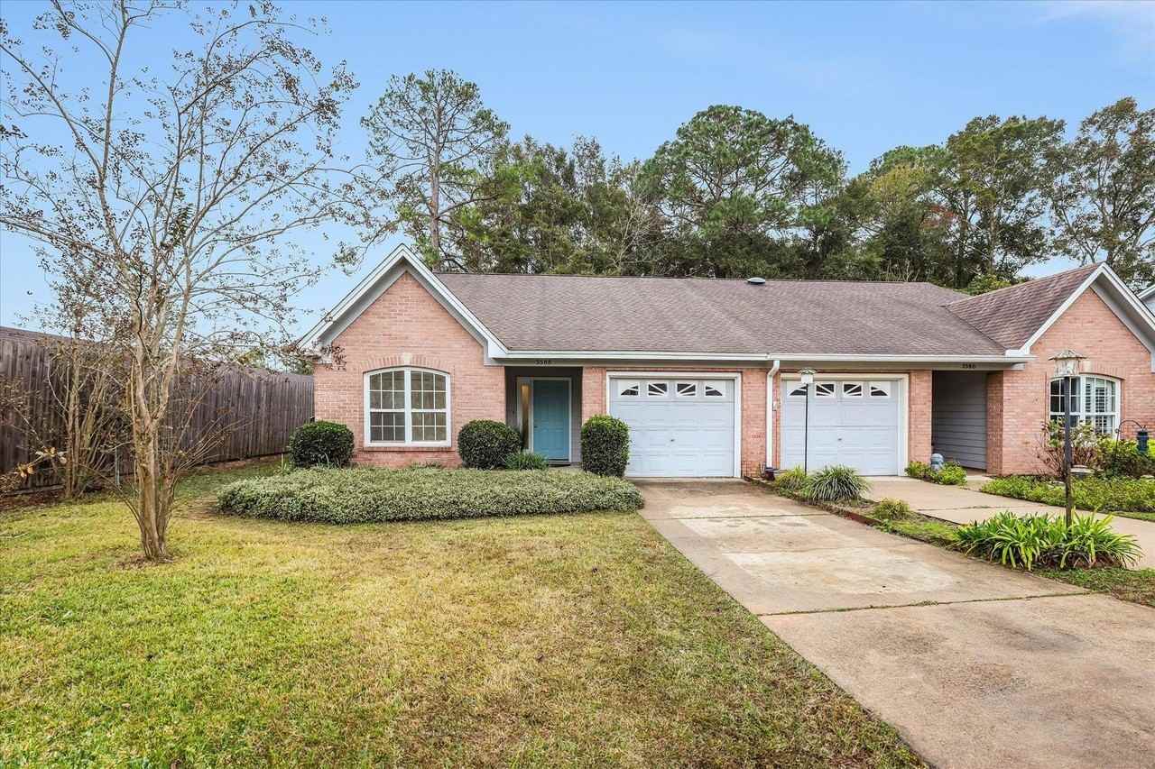 3588 Wexford Ct - Photo 2 of 45