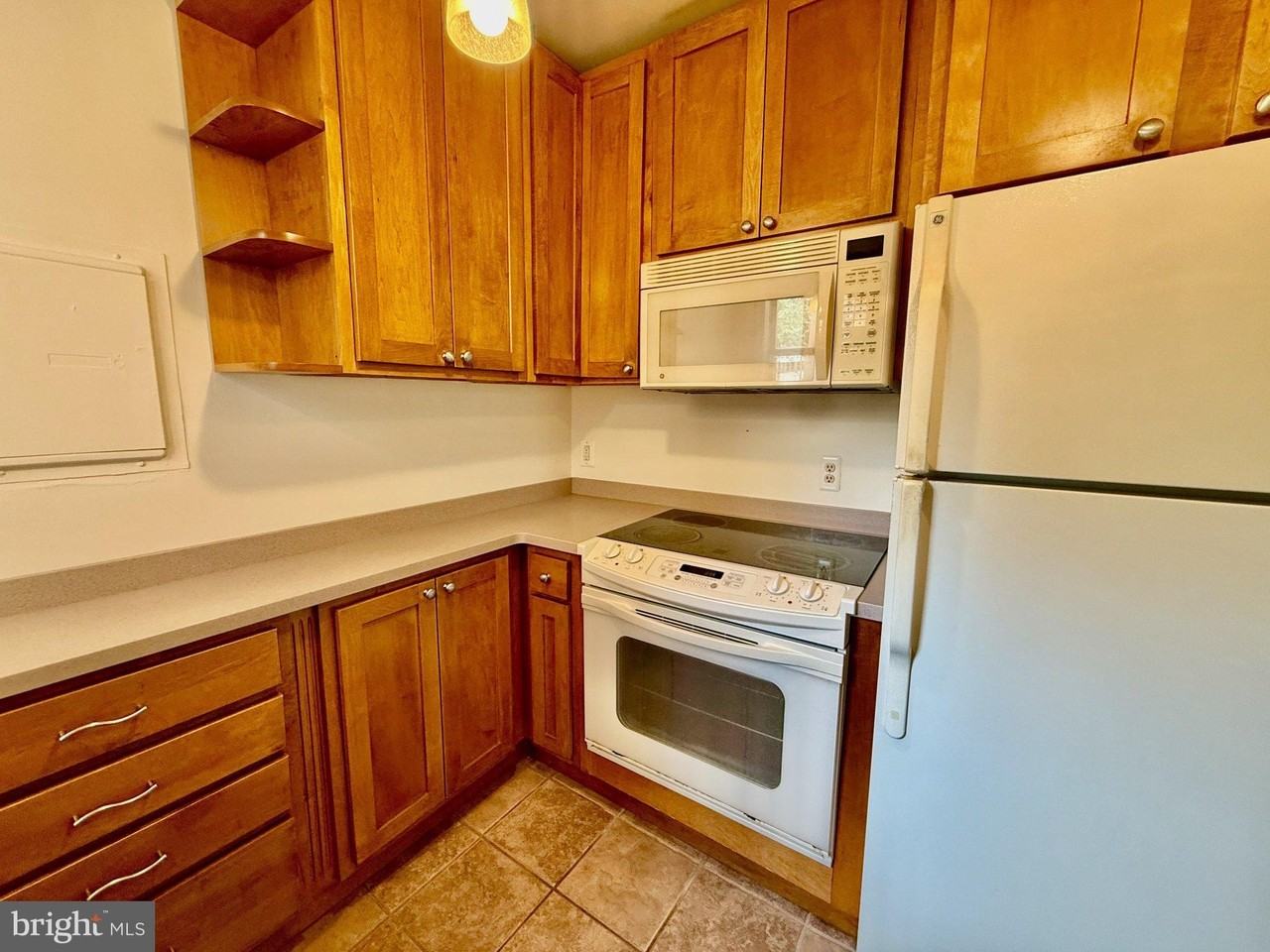 2310 Ashmead Pl Nw #106 - Photo 6 of 15