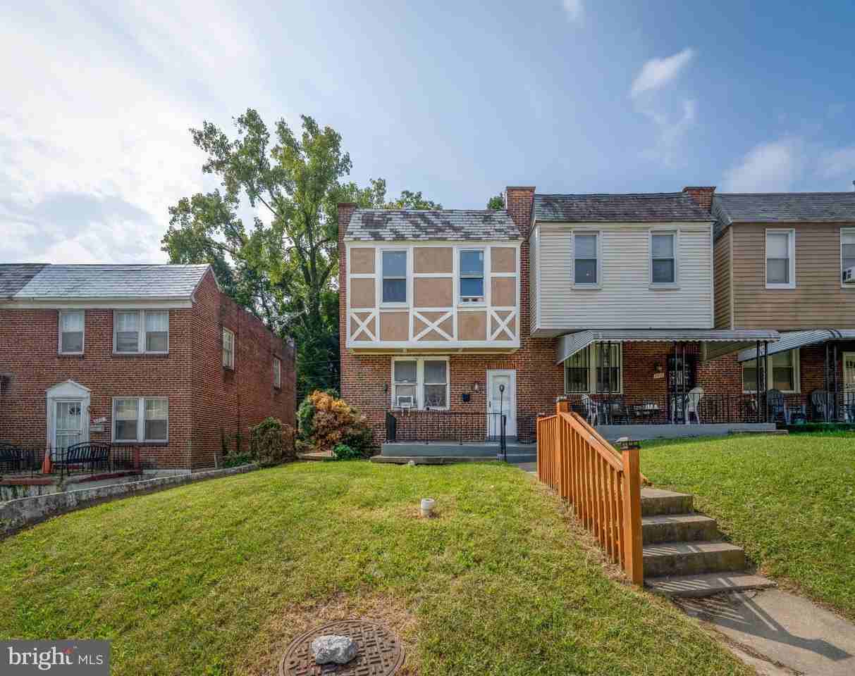 2453 W Cold Spring Ln