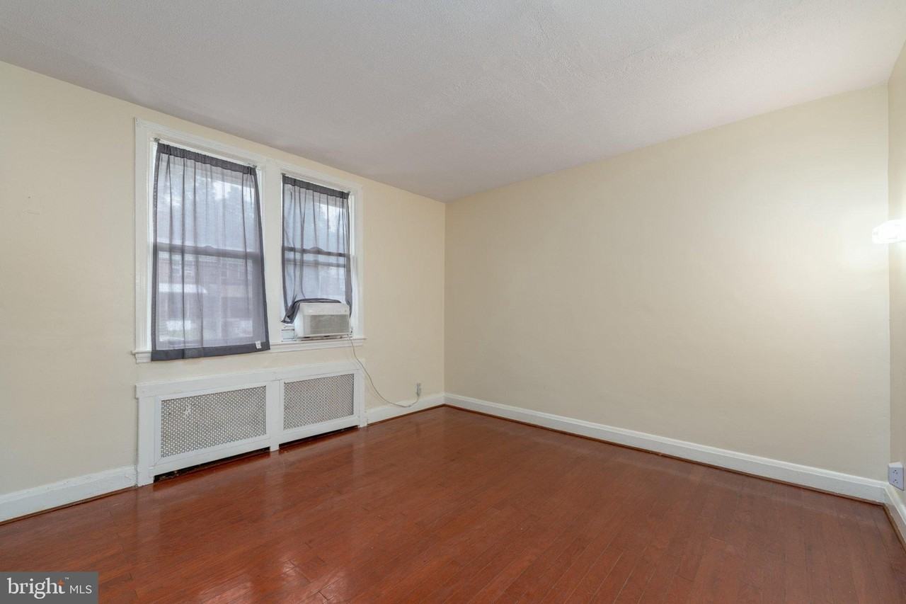 2453 W Cold Spring Ln - Photo 4 of 27