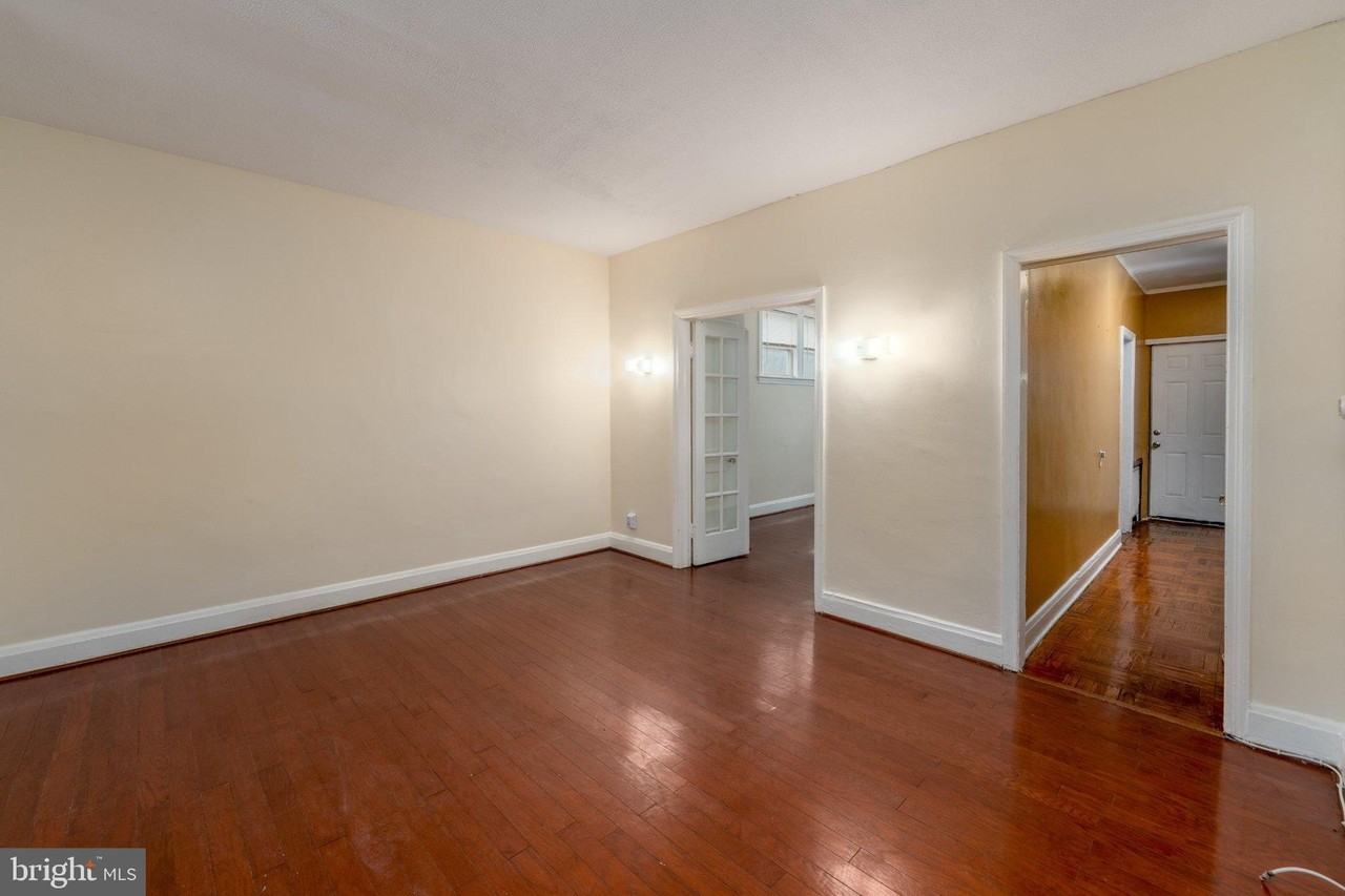 2453 W Cold Spring Ln - Photo 6 of 27
