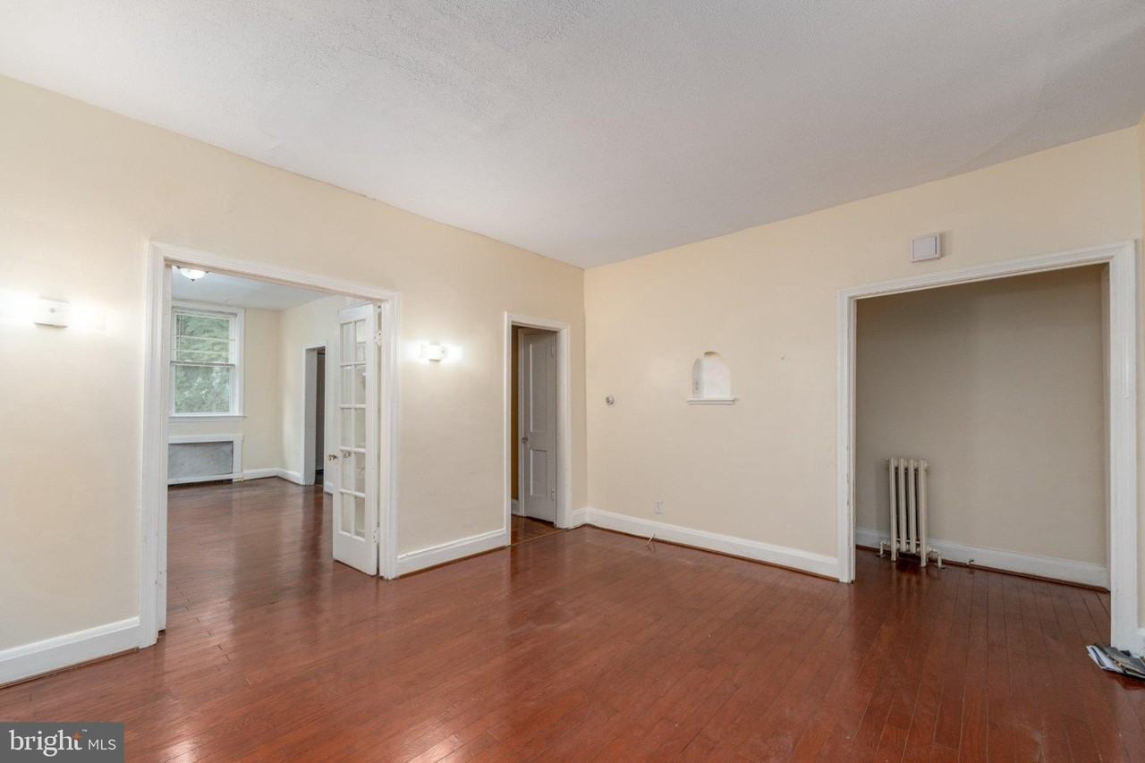 2453 W Cold Spring Ln - Photo 7 of 27